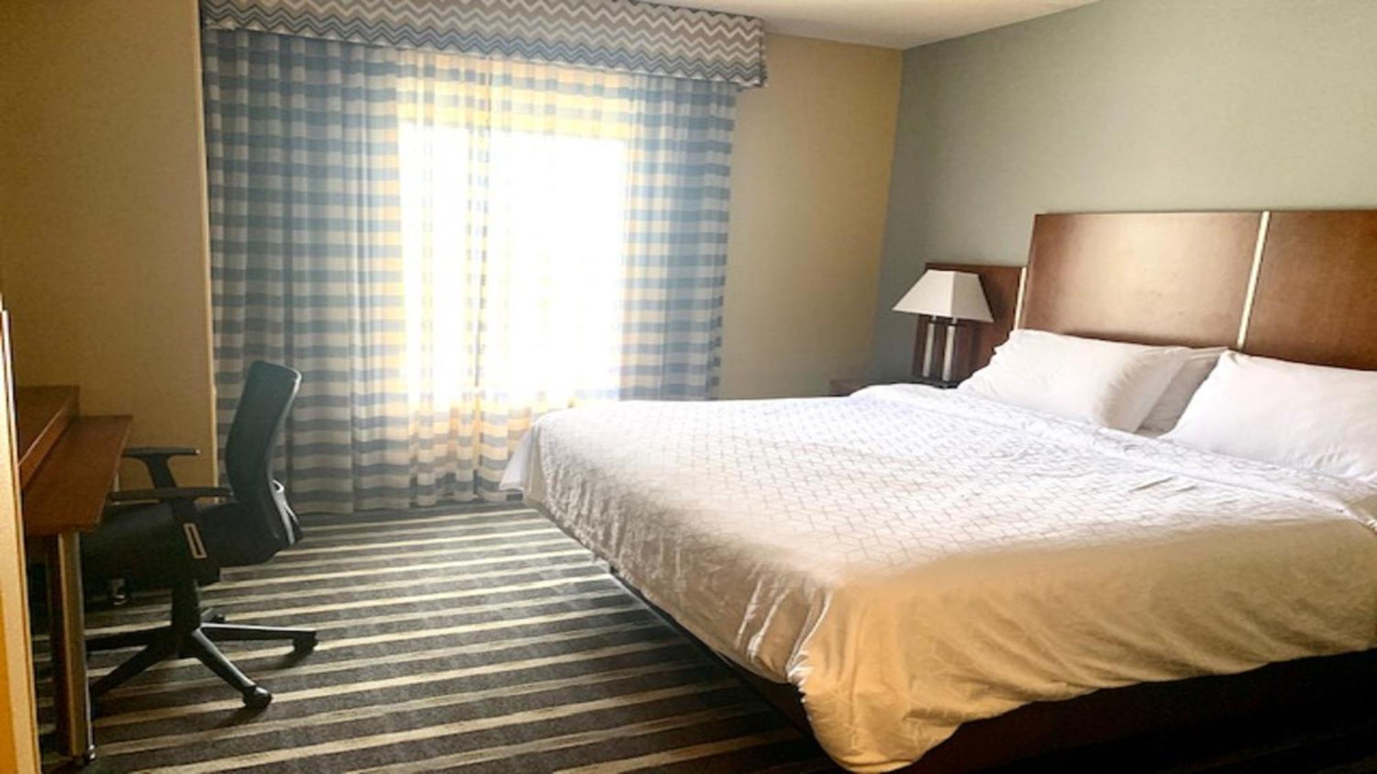 Holiday Inn Express & Suites Perry-National Fairground Area By Ihg Exterior foto